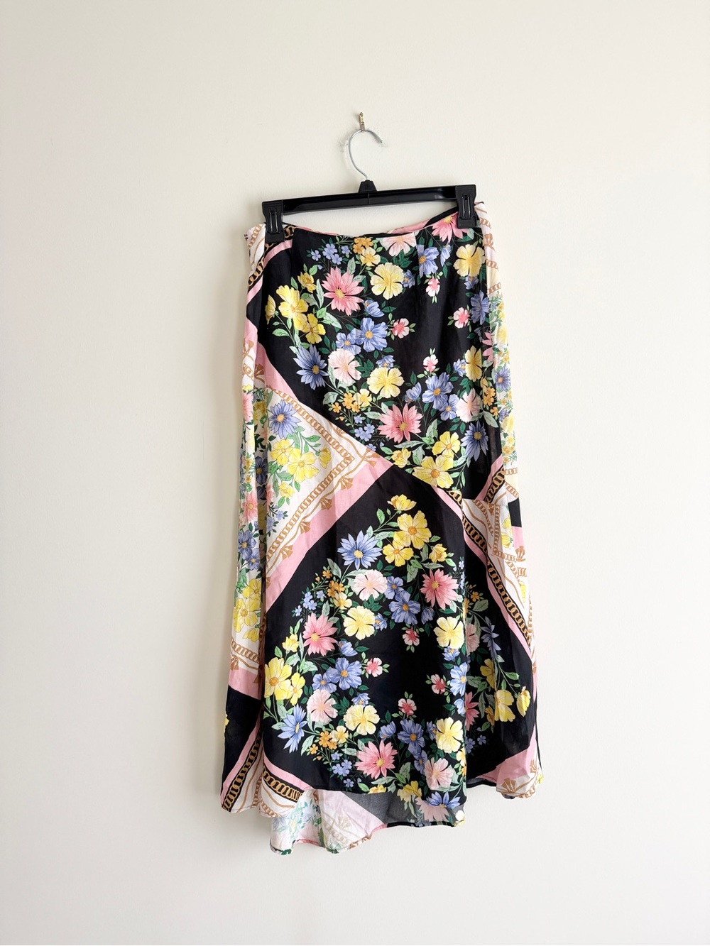 Miss Selfridge Floral Skirt Black Multi Size 6 NWT Flaws career - Picture 4 of 8